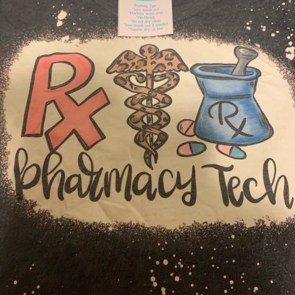 Pharmacy tech ti shirt - Picture 9 of 10